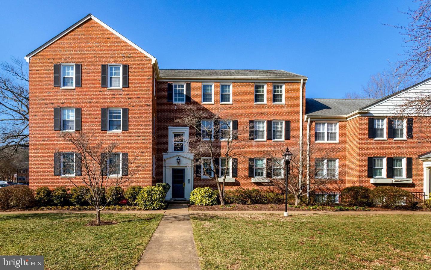 1601 BELLE VIEW BLVD #C2, ALEXANDRIA, Virginia 22307, 2 Bedrooms Bedrooms, ,1 BathroomBathrooms,Residential,For sale,1601 BELLE VIEW BLVD #C2,VAFX2220652 MLS # VAFX2220652