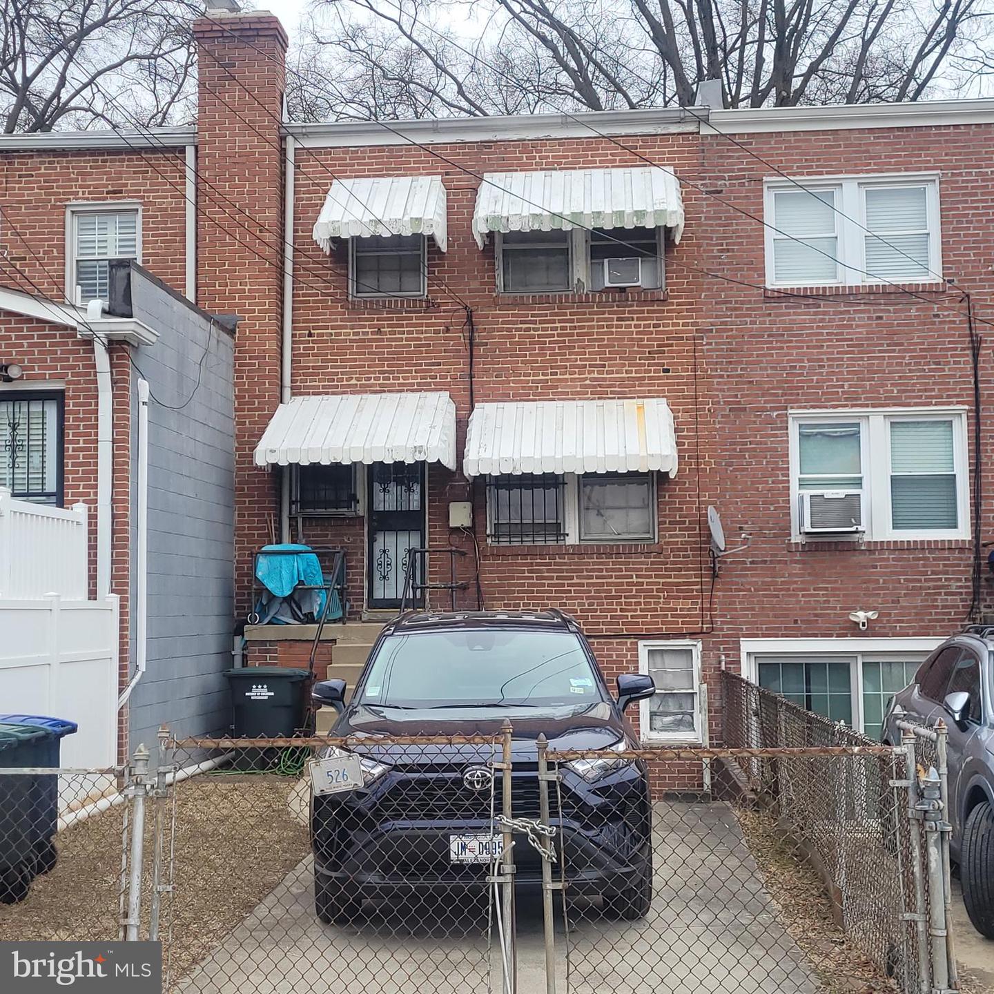 526 21ST ST NE, WASHINGTON, District Of Columbia 20002, 3 Bedrooms Bedrooms, ,1 BathroomBathrooms,Residential,For sale,526 21ST ST NE,DCDC2184098 MLS # DCDC2184098