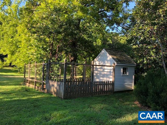 3535 E JACK JOUETT RD, LOUISA, Virginia 23093, 3 Bedrooms Bedrooms, ,2 BathroomsBathrooms,Residential,For sale,3535 E JACK JOUETT RD,660642 MLS # 660642