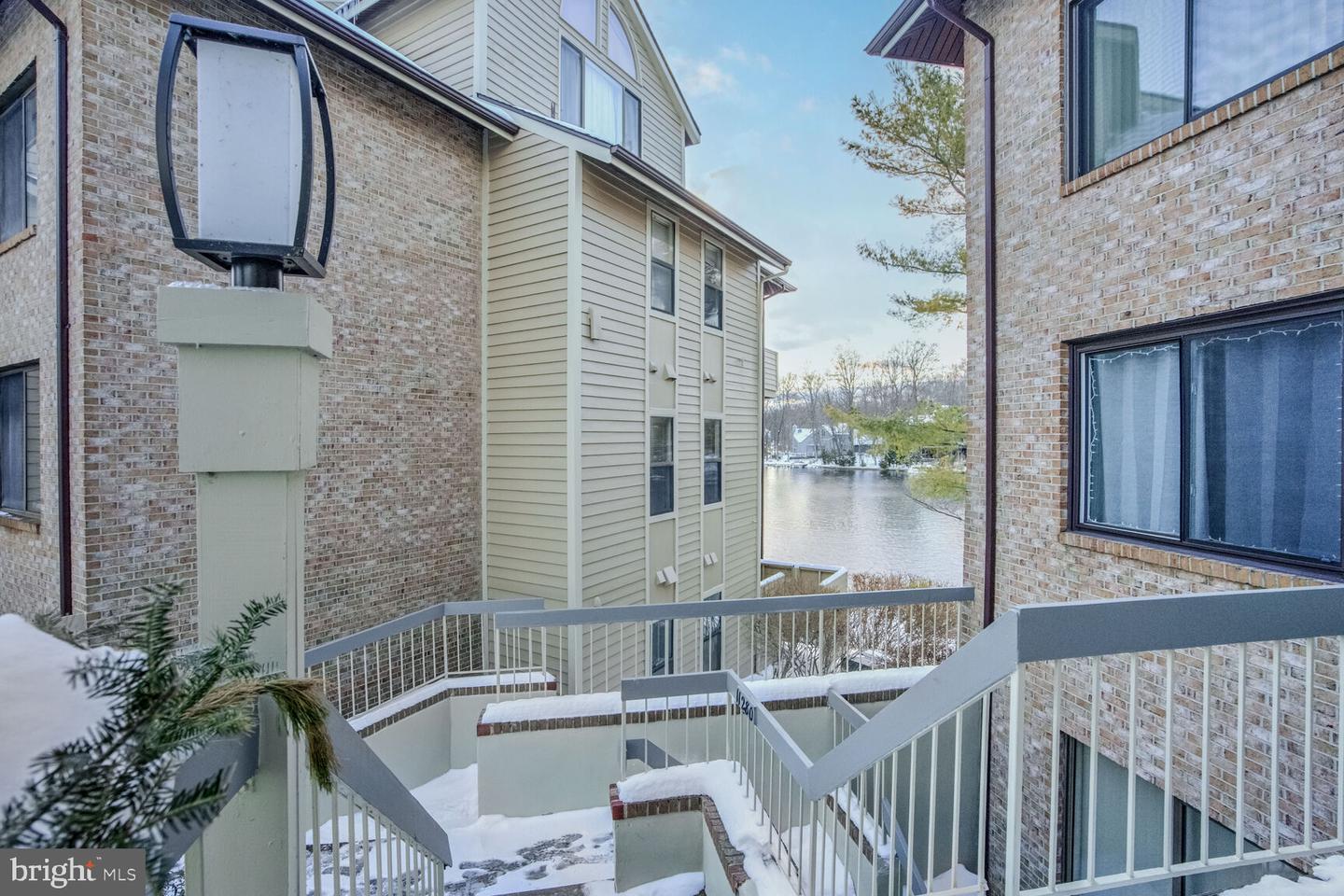 11284 HARBOR CT #11284, RESTON, Virginia 20191, 2 Bedrooms Bedrooms, ,2 BathroomsBathrooms,Residential,For sale,11284 HARBOR CT #11284,VAFX2218286 MLS # VAFX2218286