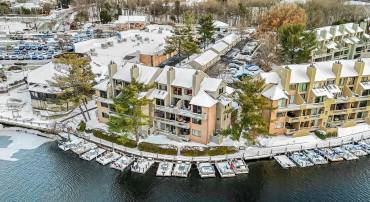 11284 HARBOR CT #11284, RESTON, Virginia 20191, 2 Bedrooms Bedrooms, ,2 BathroomsBathrooms,Residential,For sale,11284 HARBOR CT #11284,VAFX2218286 MLS # VAFX2218286