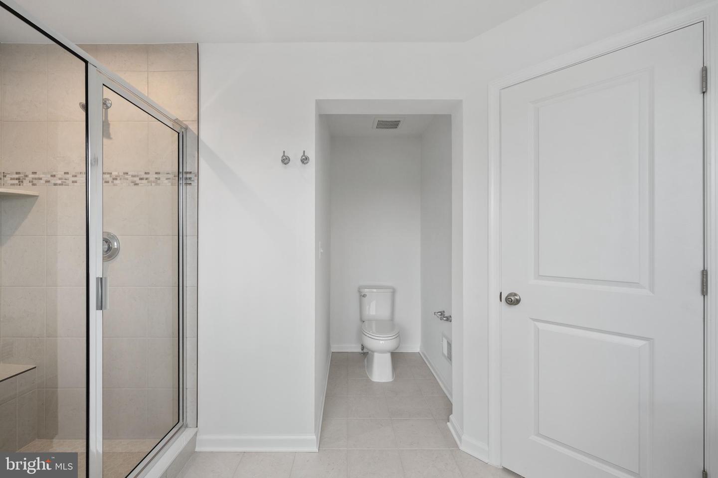 8269 KNIGHT STATION WAY, MANASSAS, Virginia 20110, 3 Bedrooms Bedrooms, ,3 BathroomsBathrooms,Residential,For sale,8269 KNIGHT STATION WAY,VAPW2087026 MLS # VAPW2087026