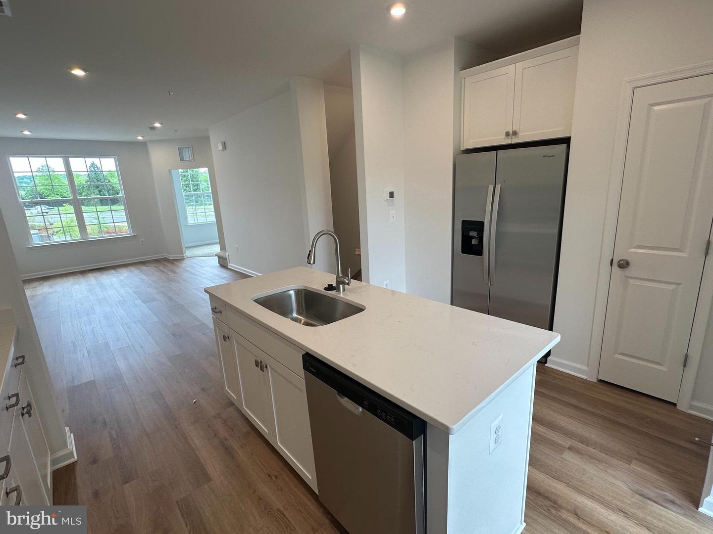 8275 KNIGHT STATION WAY, MANASSAS, Virginia 20110, 3 Bedrooms Bedrooms, ,3 BathroomsBathrooms,Residential,For sale,8275 KNIGHT STATION WAY,VAPW2087030 MLS # VAPW2087030