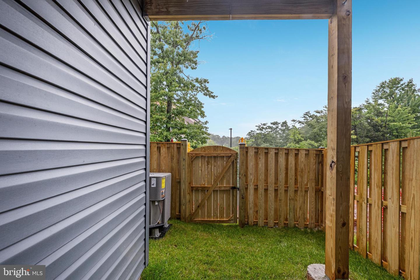 8275 KNIGHT STATION WAY, MANASSAS, Virginia 20110, 3 Bedrooms Bedrooms, ,3 BathroomsBathrooms,Residential,For sale,8275 KNIGHT STATION WAY,VAPW2087030 MLS # VAPW2087030