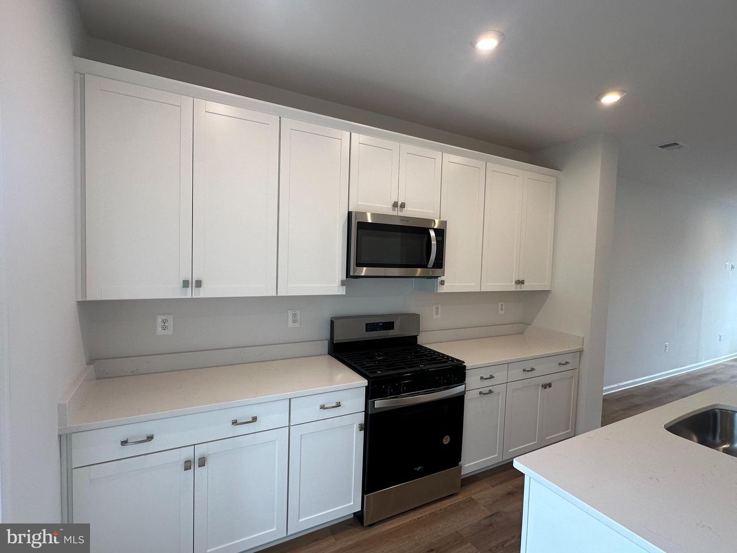 8275 KNIGHT STATION WAY, MANASSAS, Virginia 20110, 3 Bedrooms Bedrooms, ,3 BathroomsBathrooms,Residential,For sale,8275 KNIGHT STATION WAY,VAPW2087030 MLS # VAPW2087030