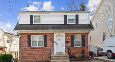 2425 N UTAH ST, ARLINGTON, Virginia 22207, 3 Bedrooms Bedrooms, ,1 BathroomBathrooms,Residential,For sale,2425 N UTAH ST,VAAR2053006 MLS # VAAR2053006