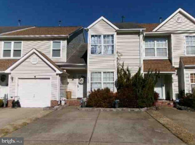 124 RIVER WALK CT, HAMPTON, Virginia 23669, 3 Bedrooms Bedrooms, 7 Rooms Rooms,2 BathroomsBathrooms,Residential,For sale,124 RIVER WALK CT,VAHM2000082 MLS # VAHM2000082