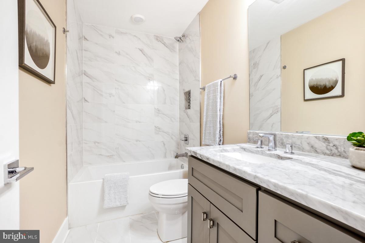 1848 D ST NE #1, WASHINGTON, District Of Columbia 20002, 3 Bedrooms Bedrooms, ,3 BathroomsBathrooms,Residential,For sale,1848 D ST NE #1,DCDC2184210 MLS # DCDC2184210