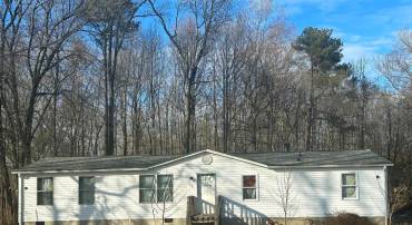 7261 BLANTON RD, RUTHER GLEN, Virginia 22546, 3 Bedrooms Bedrooms, ,2 BathroomsBathrooms,Residential,For sale,7261 BLANTON RD,VASP2030616 MLS # VASP2030616