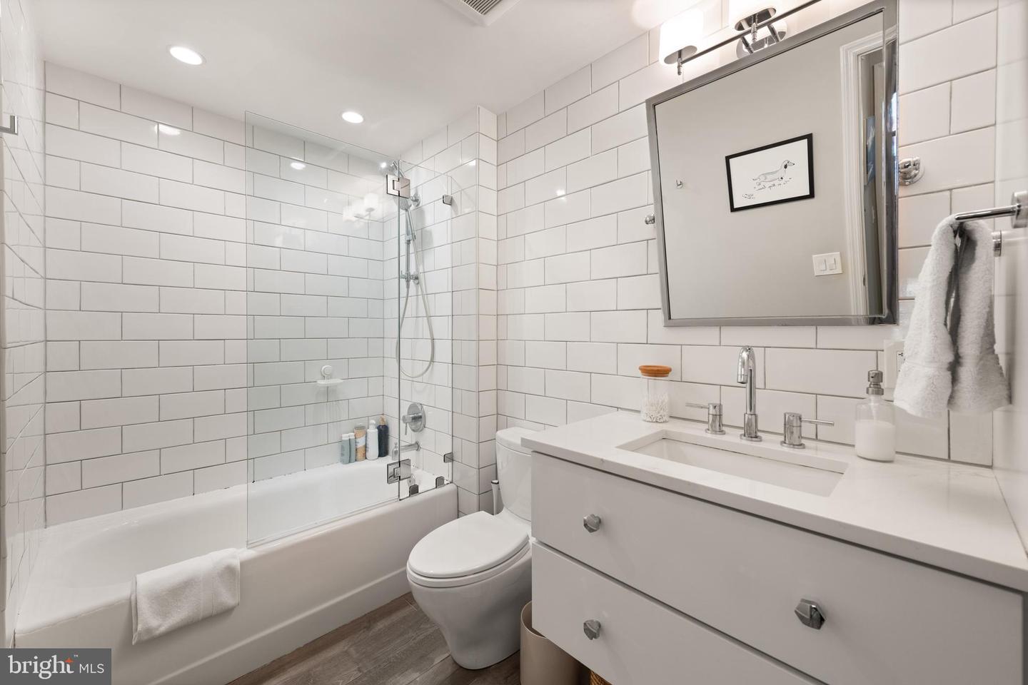 1441 RHODE ISLAND AVE NW #505, WASHINGTON, District Of Columbia 20005, 1 Bedroom Bedrooms, ,1 BathroomBathrooms,Residential,For sale,1441 RHODE ISLAND AVE NW #505,DCDC2184330 MLS # DCDC2184330