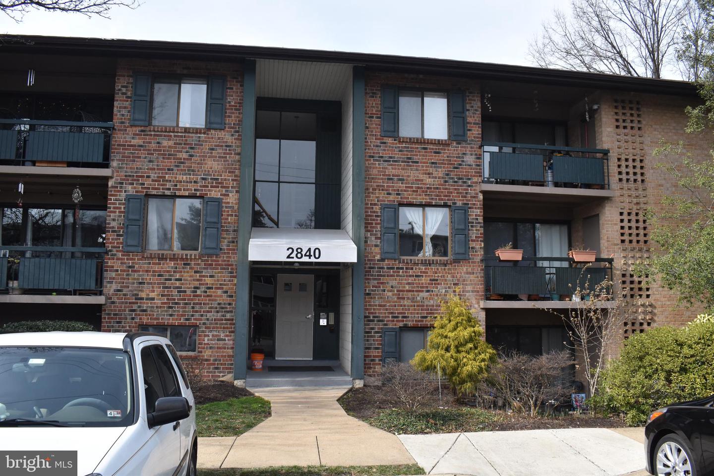 2840 DOVER LN #102, FALLS CHURCH, Virginia 22042, 1 Bedroom Bedrooms, ,1 BathroomBathrooms,Residential,For sale,2840 DOVER LN #102,VAFX2221064 MLS # VAFX2221064