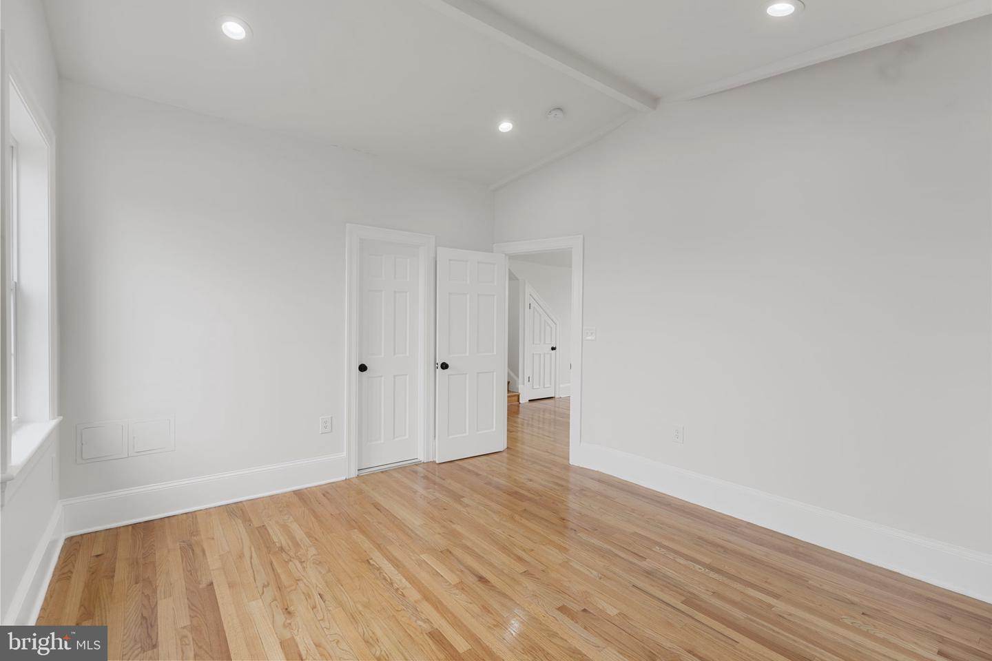 26 NICHOLSON ST NW, WASHINGTON, District Of Columbia 20011, 7 Bedrooms Bedrooms, ,5 BathroomsBathrooms,Residential,For sale,26 NICHOLSON ST NW,DCDC2165034 MLS # DCDC2165034