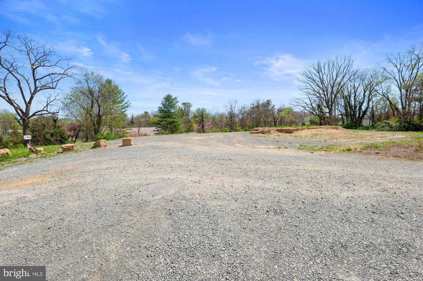 230 N BREWSTER LN, PURCELLVILLE, Virginia 20132, ,Land,For sale,230 N BREWSTER LN,VALO2088002 MLS # VALO2088002