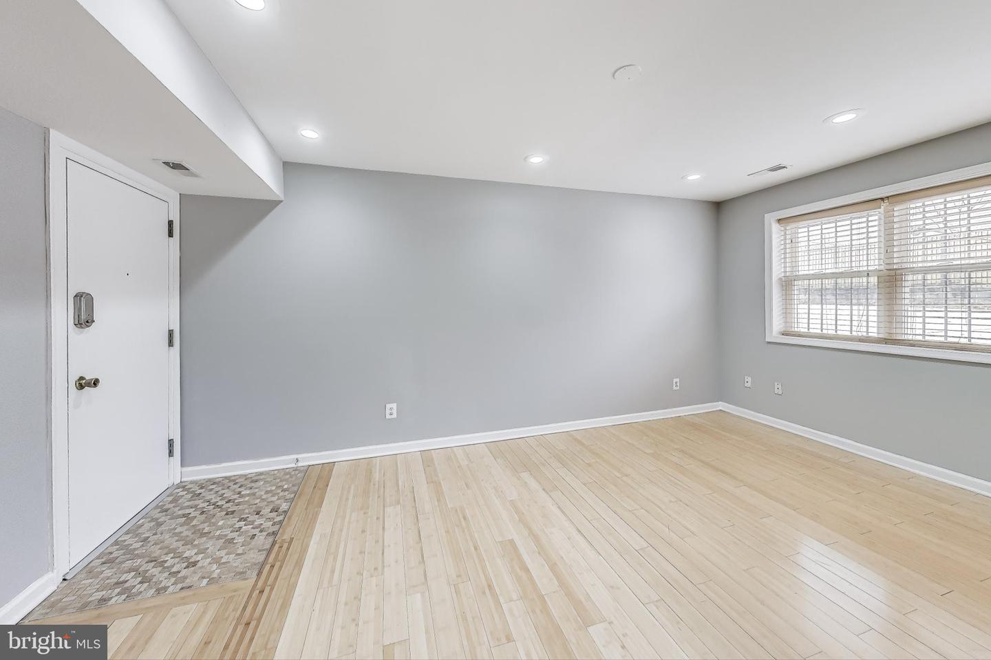 5045 CALL PL SE #102, WASHINGTON, District Of Columbia 20019, 2 Bedrooms Bedrooms, ,1 BathroomBathrooms,Residential,For sale,5045 CALL PL SE #102,DCDC2169110 MLS # DCDC2169110