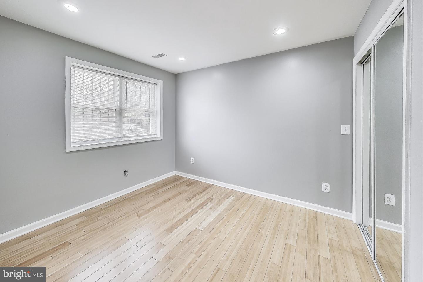 5045 CALL PL SE #102, WASHINGTON, District Of Columbia 20019, 2 Bedrooms Bedrooms, ,1 BathroomBathrooms,Residential,For sale,5045 CALL PL SE #102,DCDC2169110 MLS # DCDC2169110