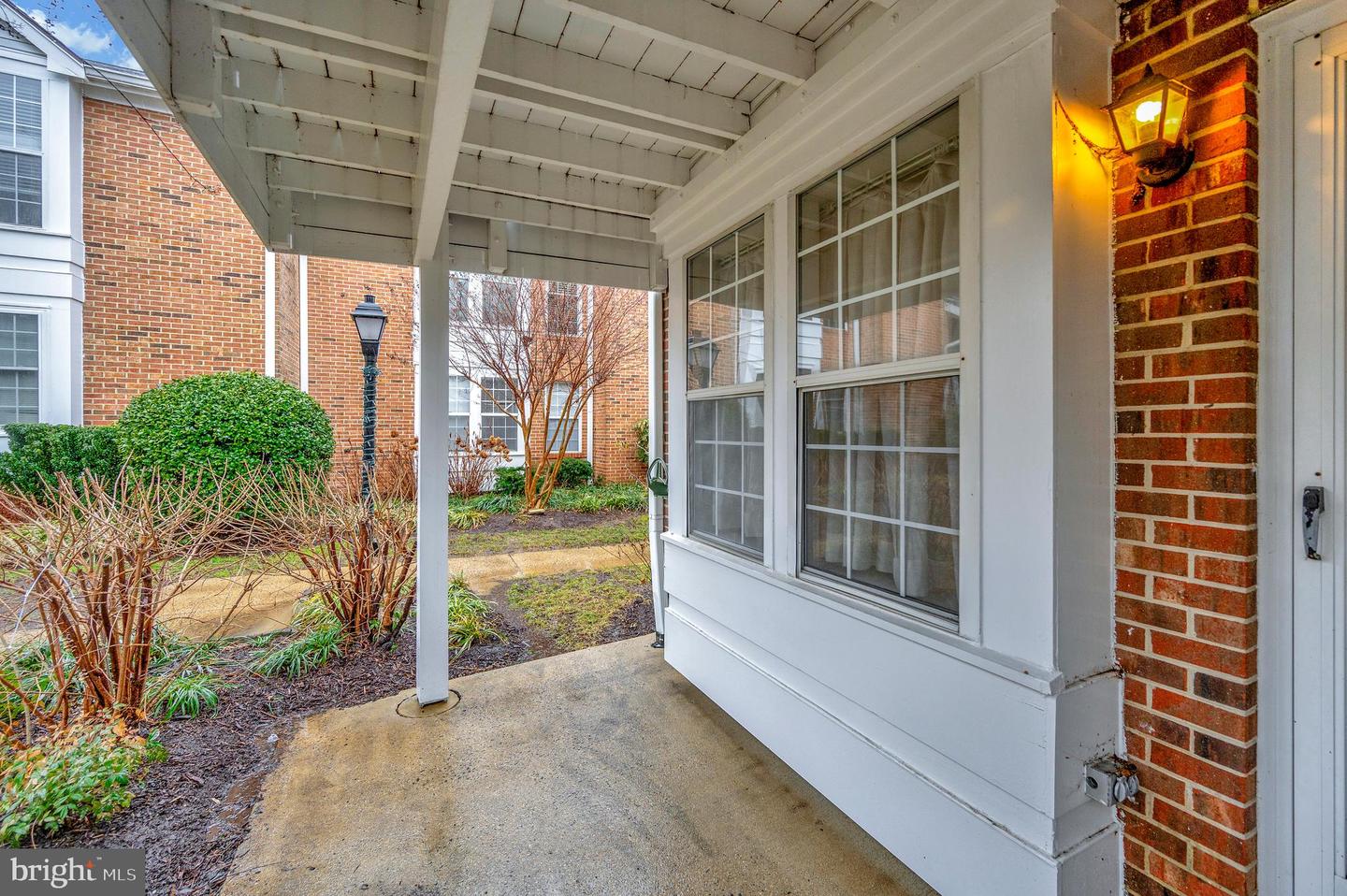 2596-A S ARLINGTON MILL DR #1, ARLINGTON, Virginia 22206, 1 Bedroom Bedrooms, ,1 BathroomBathrooms,Residential,For sale,2596-A S ARLINGTON MILL DR #1,VAAR2052848 MLS # VAAR2052848