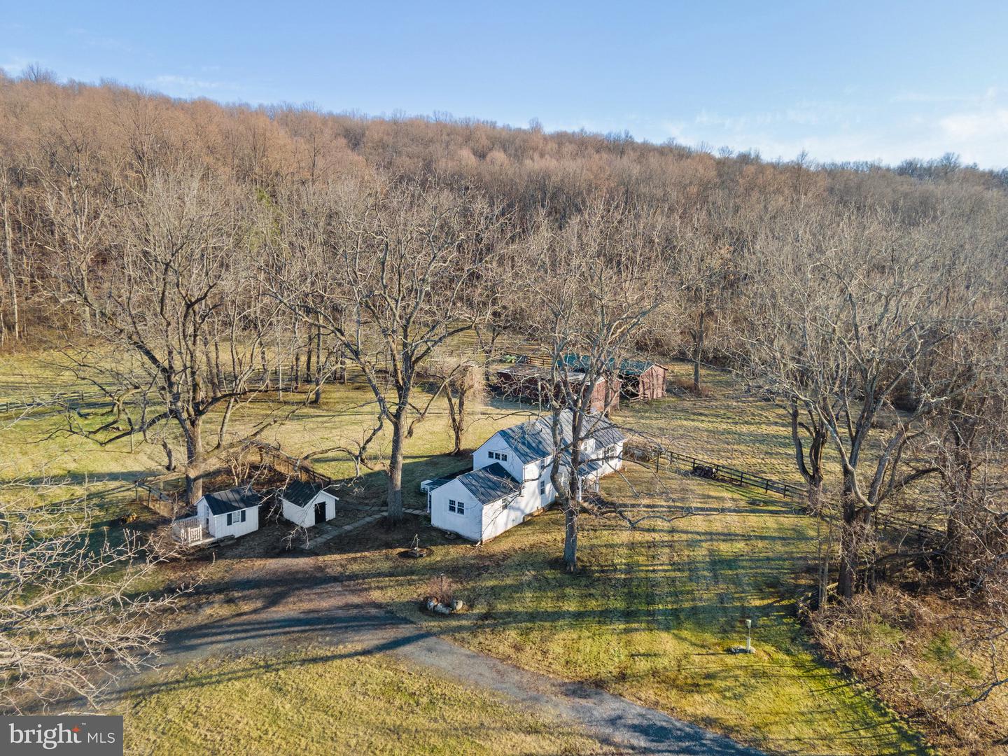 3671 HALFWAY RD, THE PLAINS, Virginia 20198, 3 Bedrooms Bedrooms, ,2 BathroomsBathrooms,Residential,For sale,3671 HALFWAY RD,VAFQ2015322 MLS # VAFQ2015322