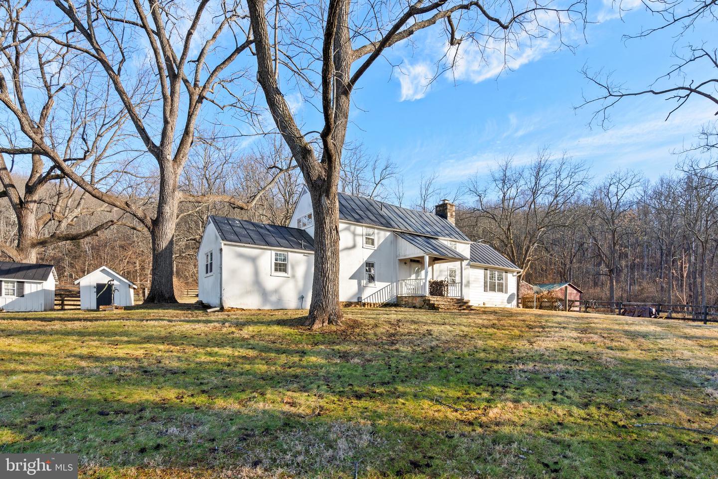 3671 HALFWAY RD, THE PLAINS, Virginia 20198, 3 Bedrooms Bedrooms, ,2 BathroomsBathrooms,Residential,For sale,3671 HALFWAY RD,VAFQ2015322 MLS # VAFQ2015322