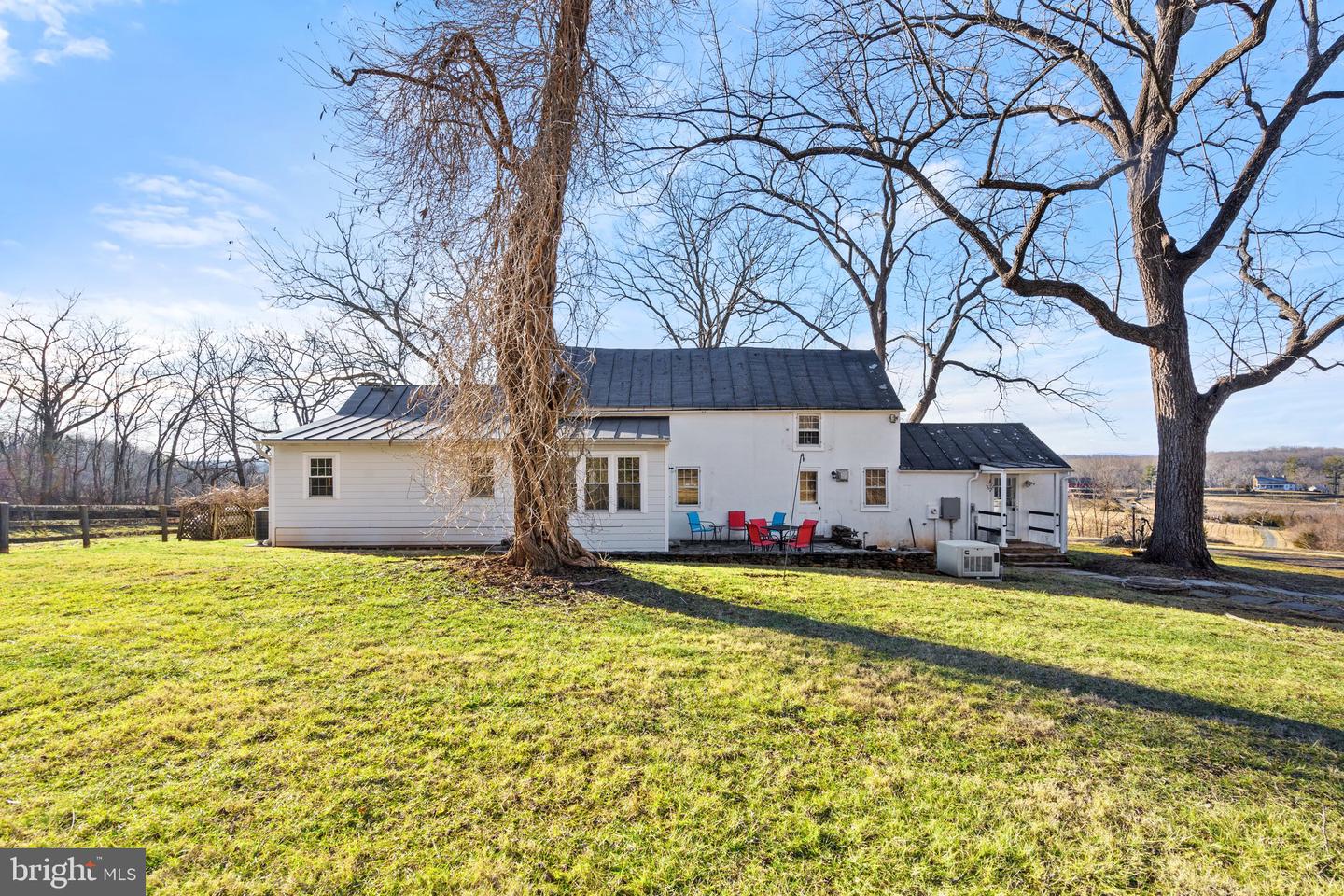 3671 HALFWAY RD, THE PLAINS, Virginia 20198, 3 Bedrooms Bedrooms, ,2 BathroomsBathrooms,Residential,For sale,3671 HALFWAY RD,VAFQ2015322 MLS # VAFQ2015322