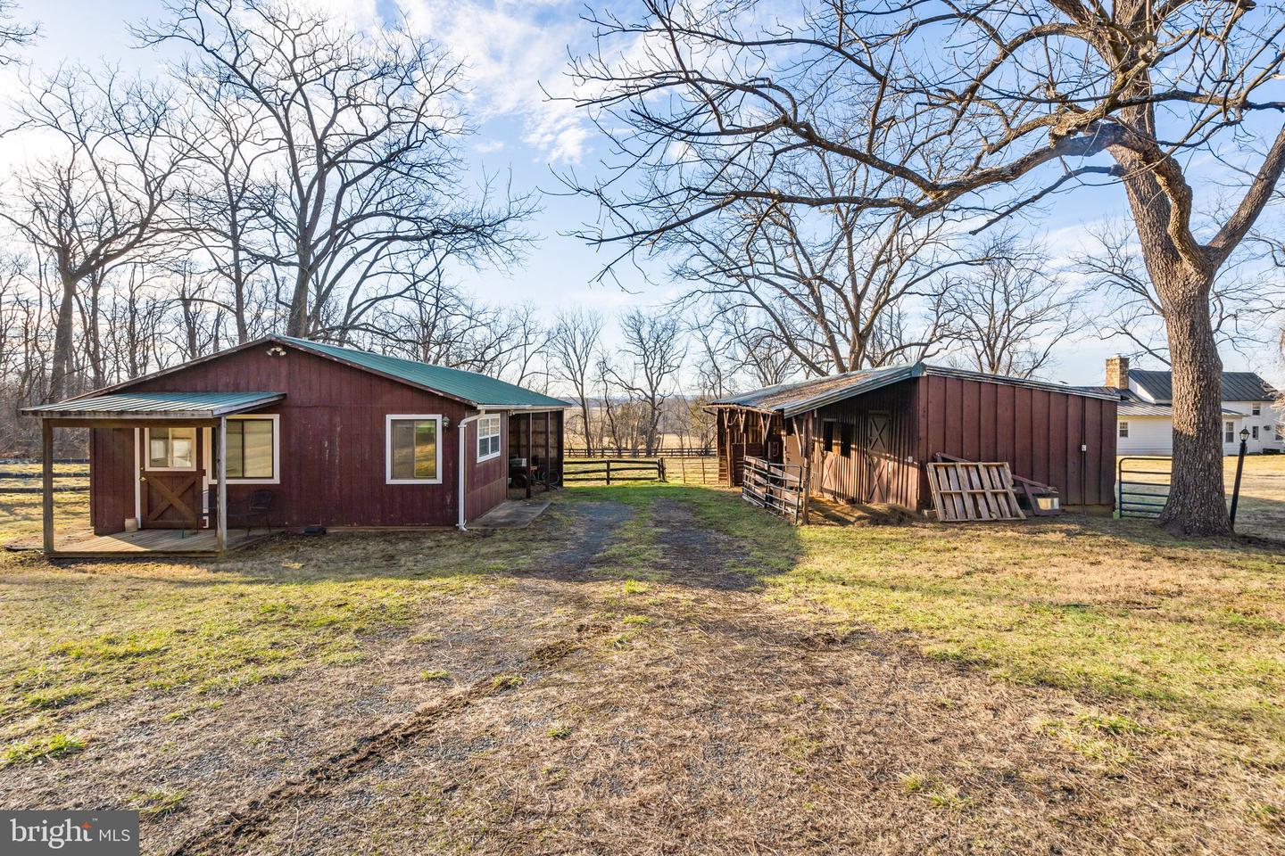 3671 HALFWAY RD, THE PLAINS, Virginia 20198, 3 Bedrooms Bedrooms, ,2 BathroomsBathrooms,Residential,For sale,3671 HALFWAY RD,VAFQ2015322 MLS # VAFQ2015322