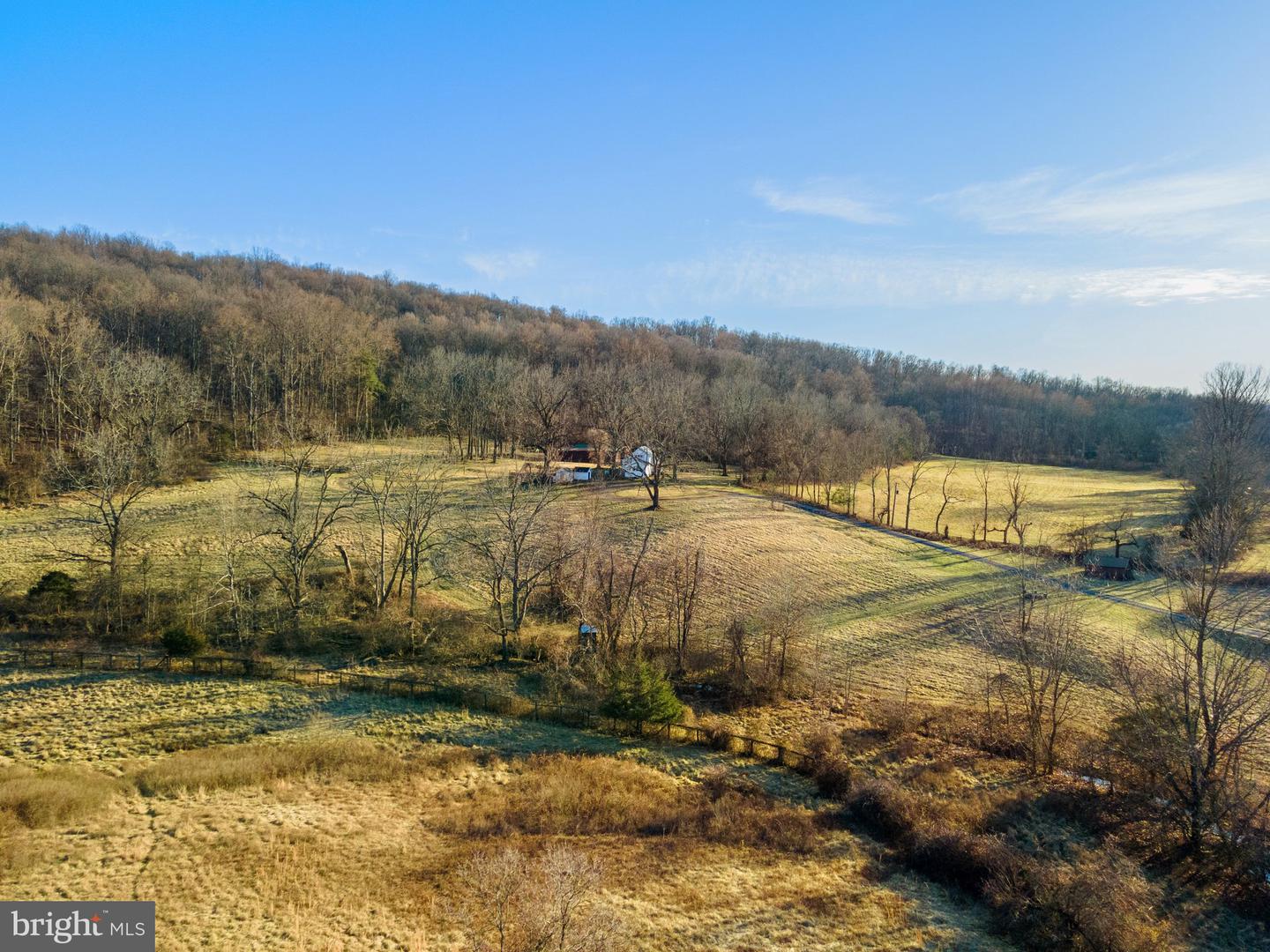 3671 HALFWAY RD, THE PLAINS, Virginia 20198, 3 Bedrooms Bedrooms, ,2 BathroomsBathrooms,Residential,For sale,3671 HALFWAY RD,VAFQ2015322 MLS # VAFQ2015322