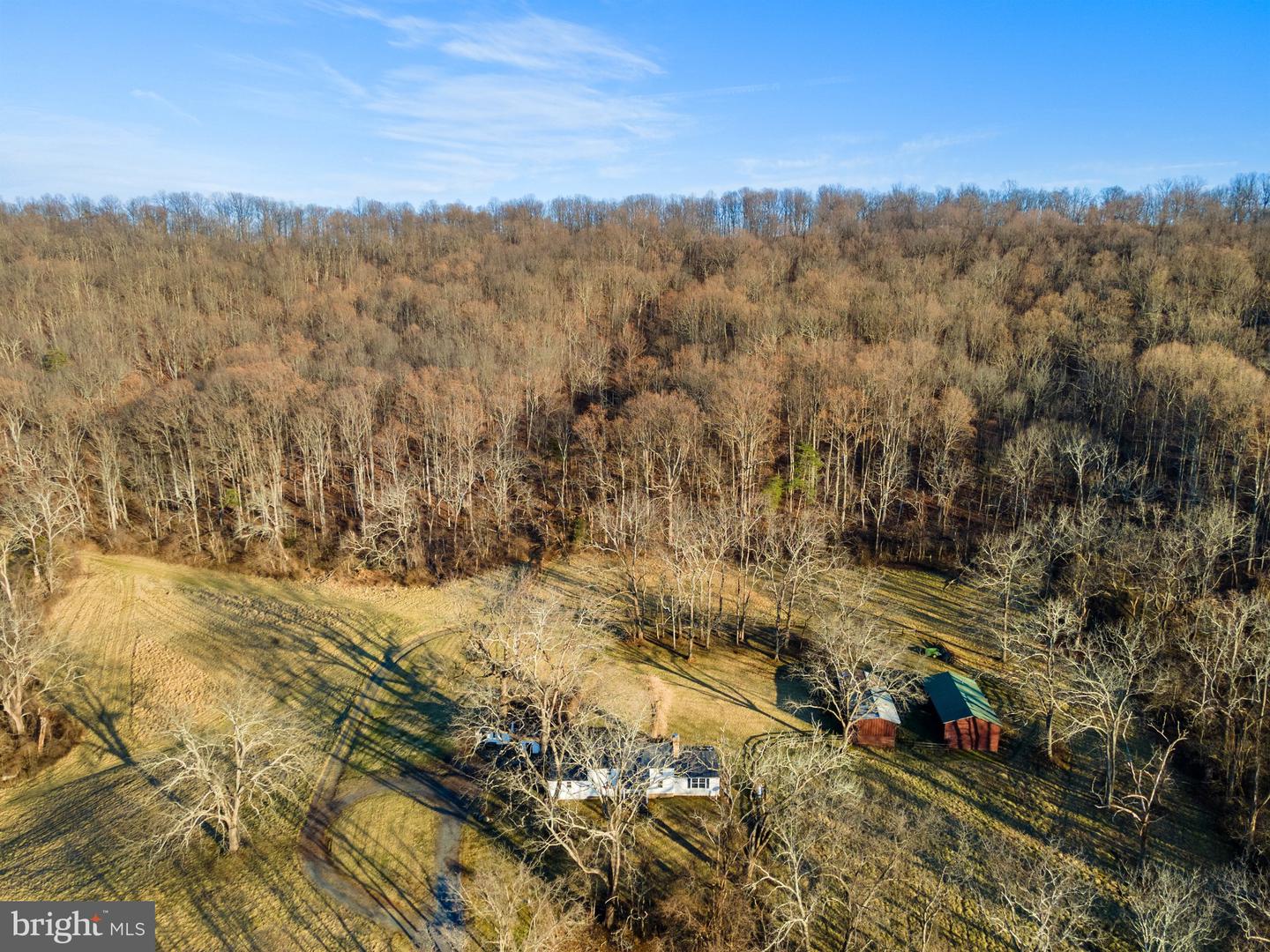 3671 HALFWAY RD, THE PLAINS, Virginia 20198, 3 Bedrooms Bedrooms, ,2 BathroomsBathrooms,Residential,For sale,3671 HALFWAY RD,VAFQ2015322 MLS # VAFQ2015322