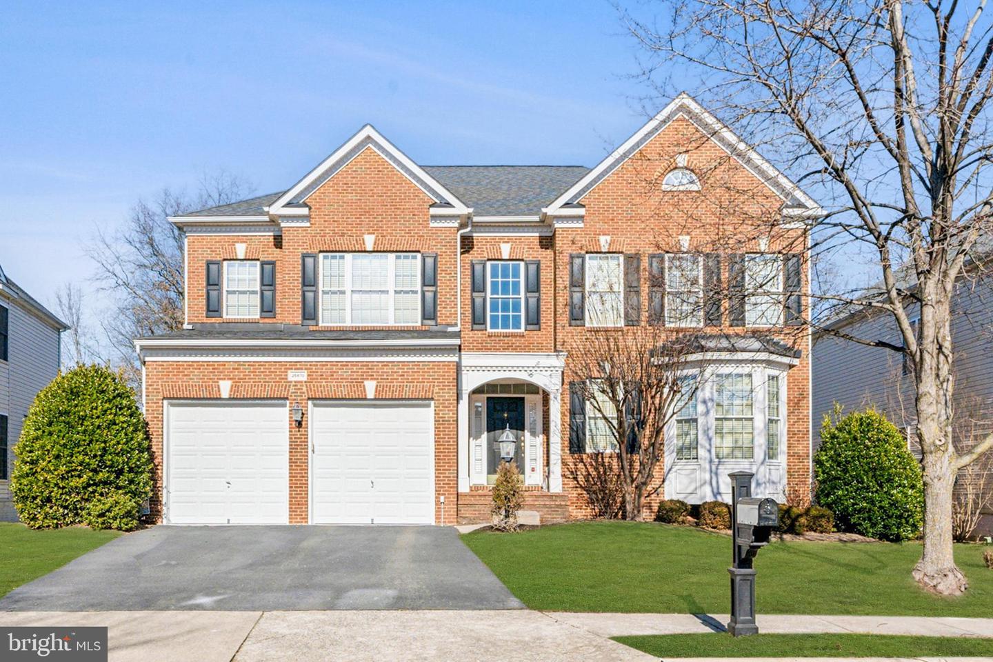 25670 S VILLAGE DR, CHANTILLY, Virginia 20152, 4 Bedrooms Bedrooms, ,4 BathroomsBathrooms,Residential,For sale,25670 S VILLAGE DR,VALO2087870 MLS # VALO2087870