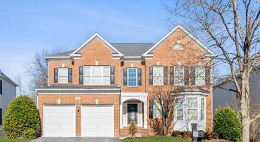 25670 S VILLAGE DR, CHANTILLY, Virginia 20152, 4 Bedrooms Bedrooms, ,4 BathroomsBathrooms,Residential,For sale,25670 S VILLAGE DR,VALO2087870 MLS # VALO2087870