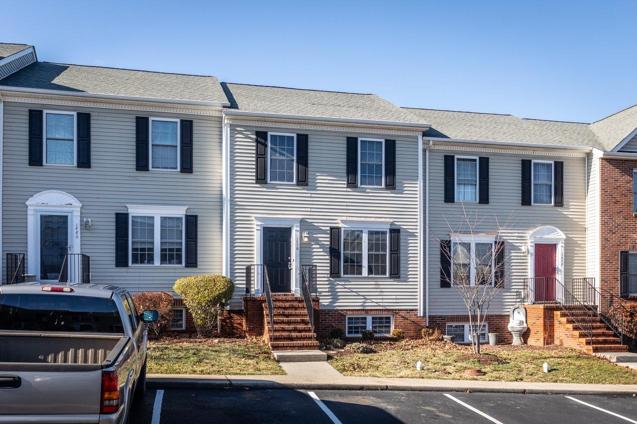 1476 MILLER SPRING CT, ROCKINGHAM, Virginia 22801, 2 Bedrooms Bedrooms, ,3 BathroomsBathrooms,Residential,1476 MILLER SPRING CT,660729 MLS # 660729