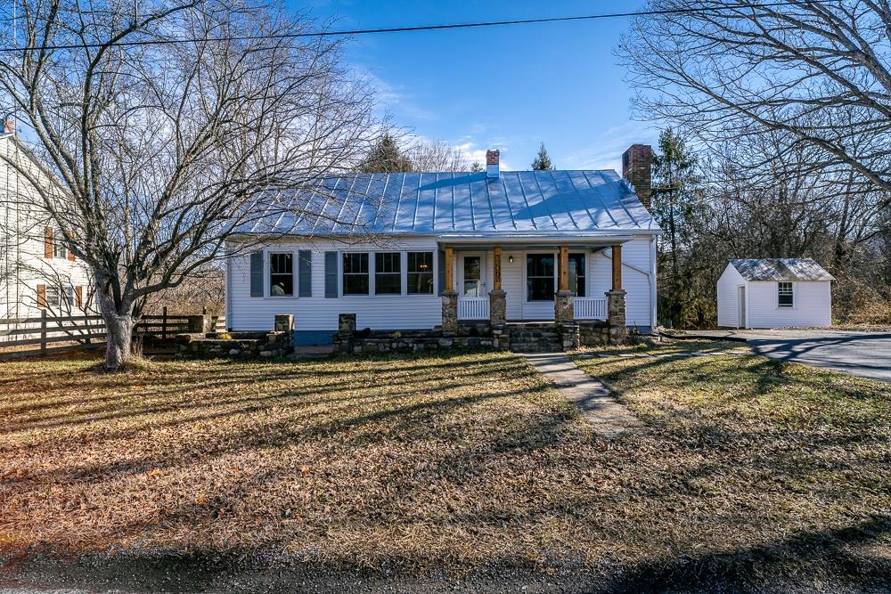 12057 PORT REPUBLIC RD, GROTTOES, Virginia 24441, 4 Bedrooms Bedrooms, ,2 BathroomsBathrooms,Residential,12057 PORT REPUBLIC RD,660737 MLS # 660737