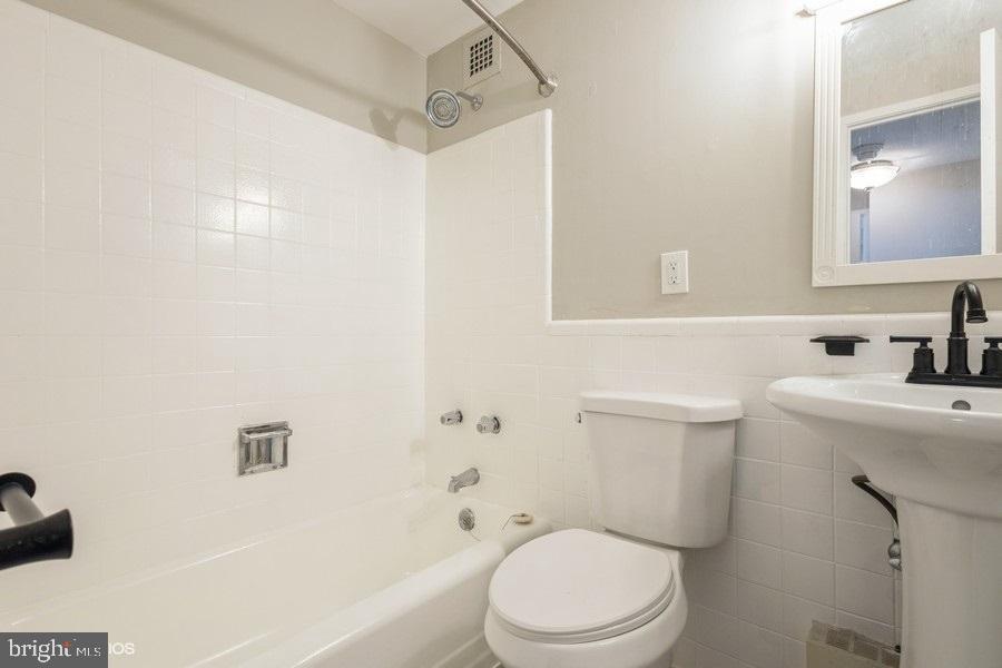 1301 DELAWARE AVE SW #N-720, WASHINGTON, District Of Columbia 20024, 1 Bedroom Bedrooms, ,1 BathroomBathrooms,Residential,For sale,1301 DELAWARE AVE SW #N-720,DCDC2135504 MLS # DCDC2135504