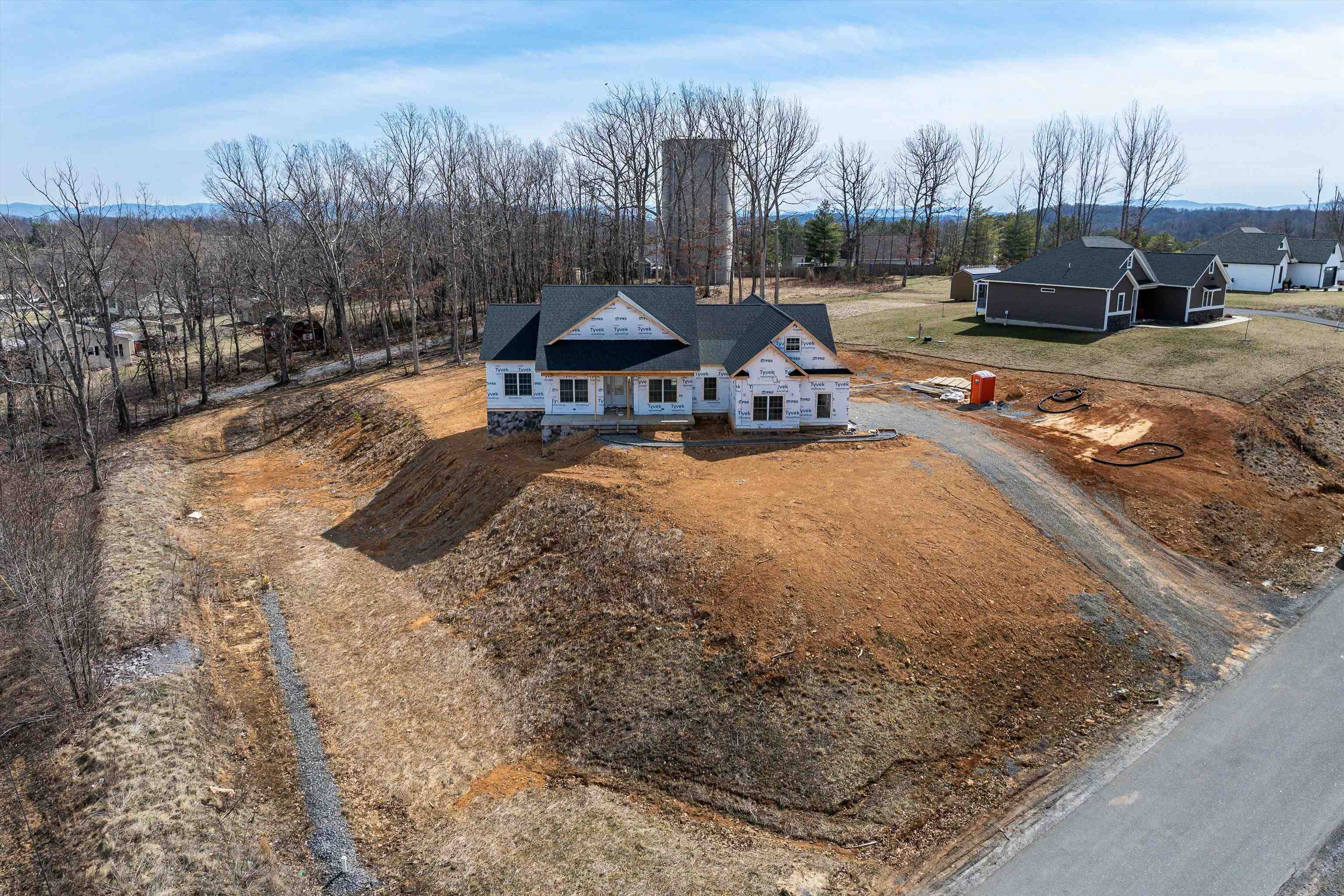 12 VALLEY MANOR DR, STAUNTON, Virginia 24401, 3 Bedrooms Bedrooms, ,3 BathroomsBathrooms,Residential,12 VALLEY MANOR DR,660789 MLS # 660789