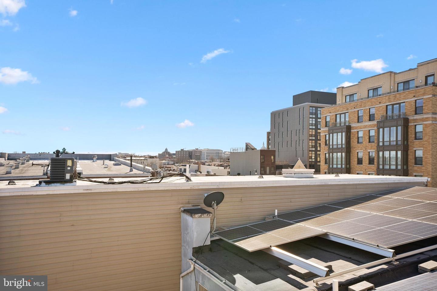 819 4TH ST NE, WASHINGTON, District Of Columbia 20002, 5 Bedrooms Bedrooms, ,4 BathroomsBathrooms,Residential,For sale,819 4TH ST NE,DCDC2176318 MLS # DCDC2176318