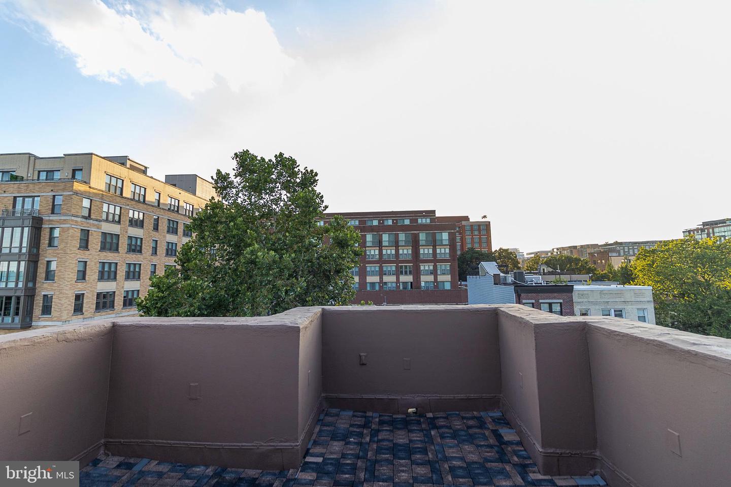 819 4TH ST NE, WASHINGTON, District Of Columbia 20002, 4 Bedrooms Bedrooms, ,4 BathroomsBathrooms,Residential,For sale,819 4TH ST NE,DCDC2176318 MLS # DCDC2176318