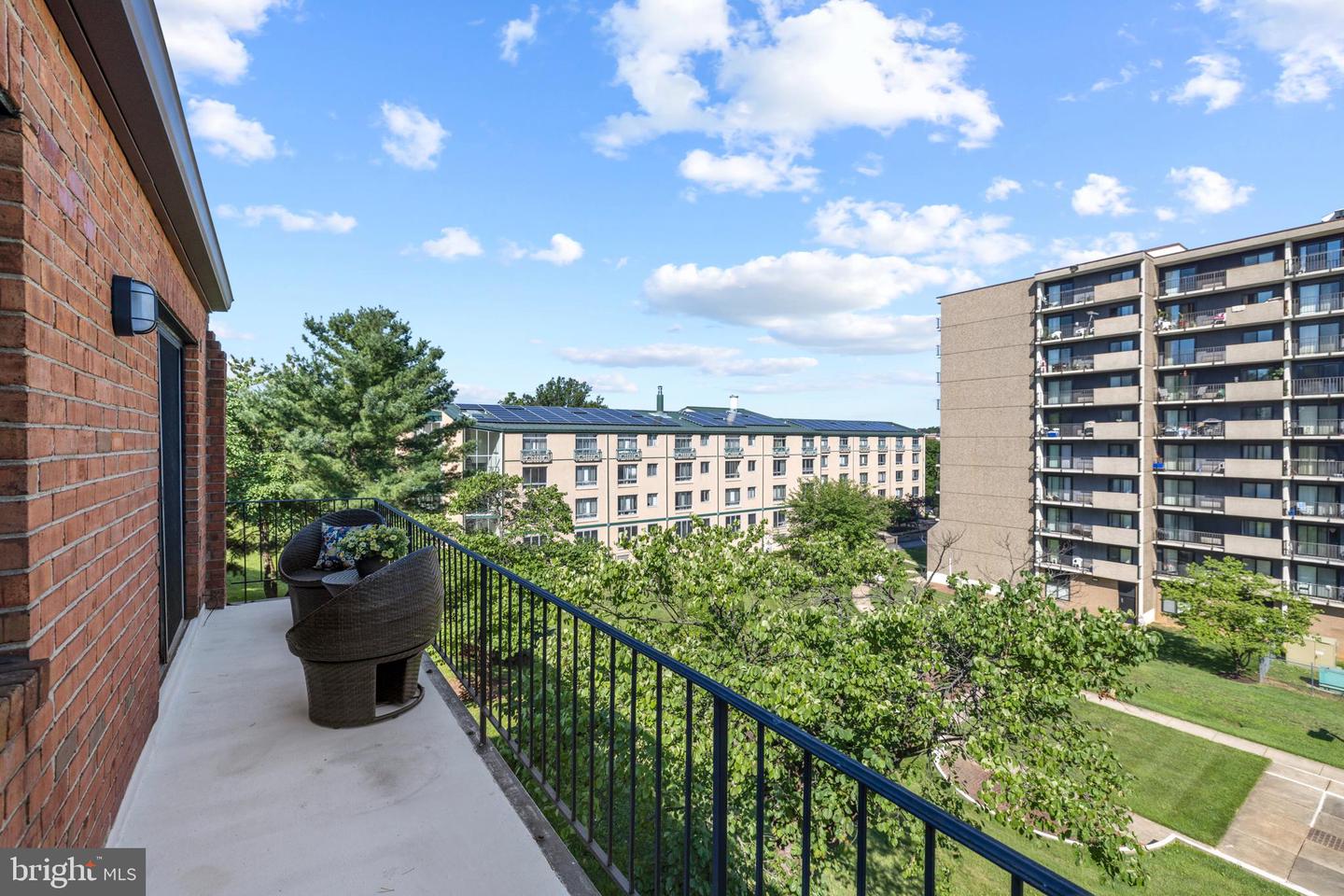 3450 SUMMIT CT NE #3450, WASHINGTON, District Of Columbia 20018, 2 Bedrooms Bedrooms, ,1 BathroomBathrooms,Residential,For sale,3450 SUMMIT CT NE #3450,DCDC2176352 MLS # DCDC2176352