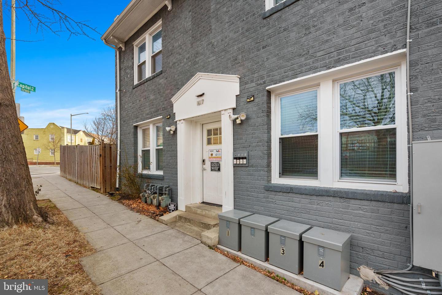 1617 CORCORAN ST NE #2, WASHINGTON, District Of Columbia 20002, 2 Bedrooms Bedrooms, ,2 BathroomsBathrooms,Residential,For sale,1617 CORCORAN ST NE #2,DCDC2183962 MLS # DCDC2183962