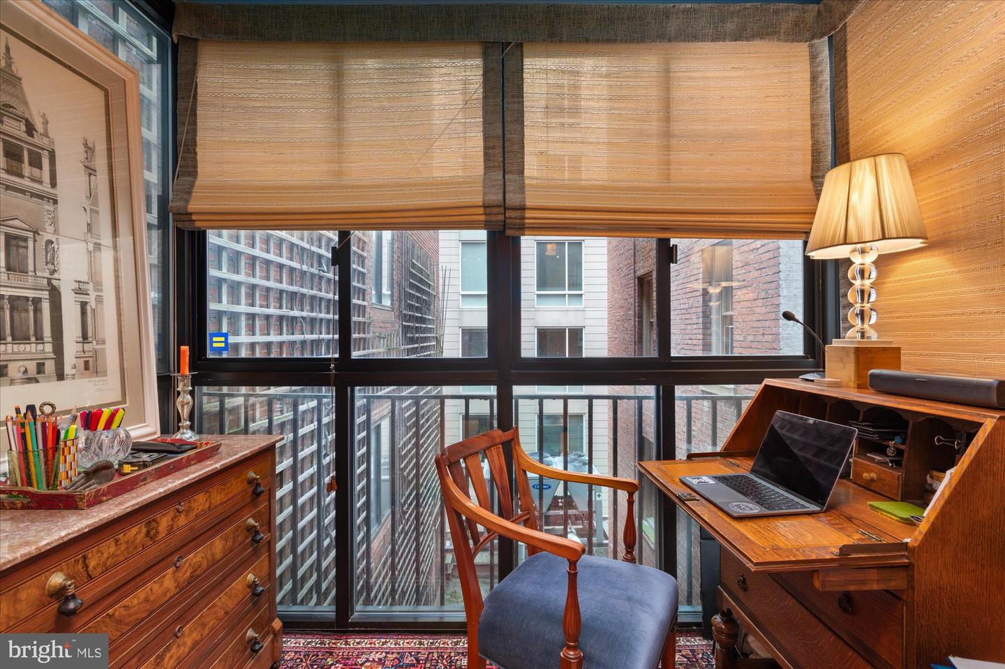 1026 16TH ST NW #401, WASHINGTON, District Of Columbia 20036, 2 Bedrooms Bedrooms, ,2 BathroomsBathrooms,Residential,For sale,1026 16TH ST NW #401,DCDC2184322 MLS # DCDC2184322
