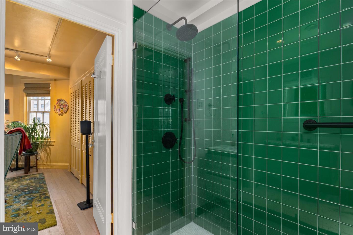 1026 16TH ST NW #401, WASHINGTON, District Of Columbia 20036, 2 Bedrooms Bedrooms, ,2 BathroomsBathrooms,Residential,For sale,1026 16TH ST NW #401,DCDC2184322 MLS # DCDC2184322