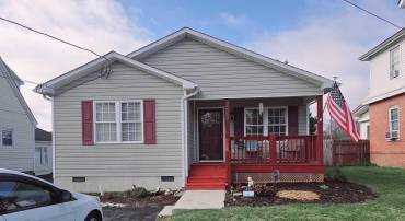 235 N BATH AVE, WAYNESBORO, Virginia 22980, 3 Bedrooms Bedrooms, ,2 BathroomsBathrooms,Residential,For sale,235 N BATH AVE,660748 MLS # 660748