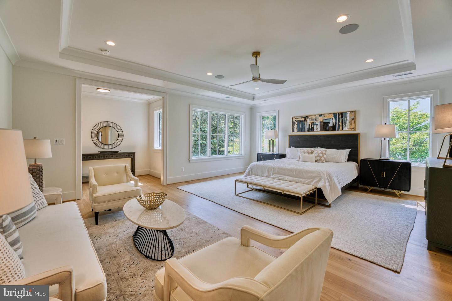 1700 N WAYNE ST, ARLINGTON, Virginia 22201, 6 Bedrooms Bedrooms, ,6 BathroomsBathrooms,Residential,For sale,1700 N WAYNE ST,VAAR2053338 MLS # VAAR2053338