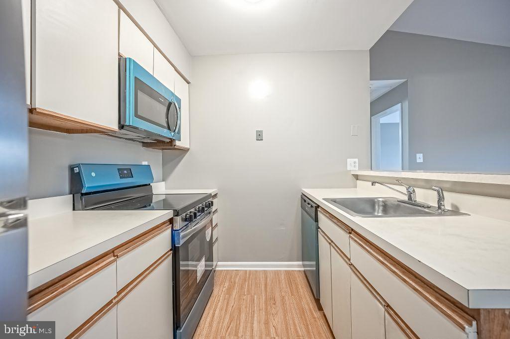 5382 BEDFORD TER #D, ALEXANDRIA, Virginia 22309, 1 Bedroom Bedrooms, ,1 BathroomBathrooms,Residential,For sale,5382 BEDFORD TER #D,VAFX2211344 MLS # VAFX2211344