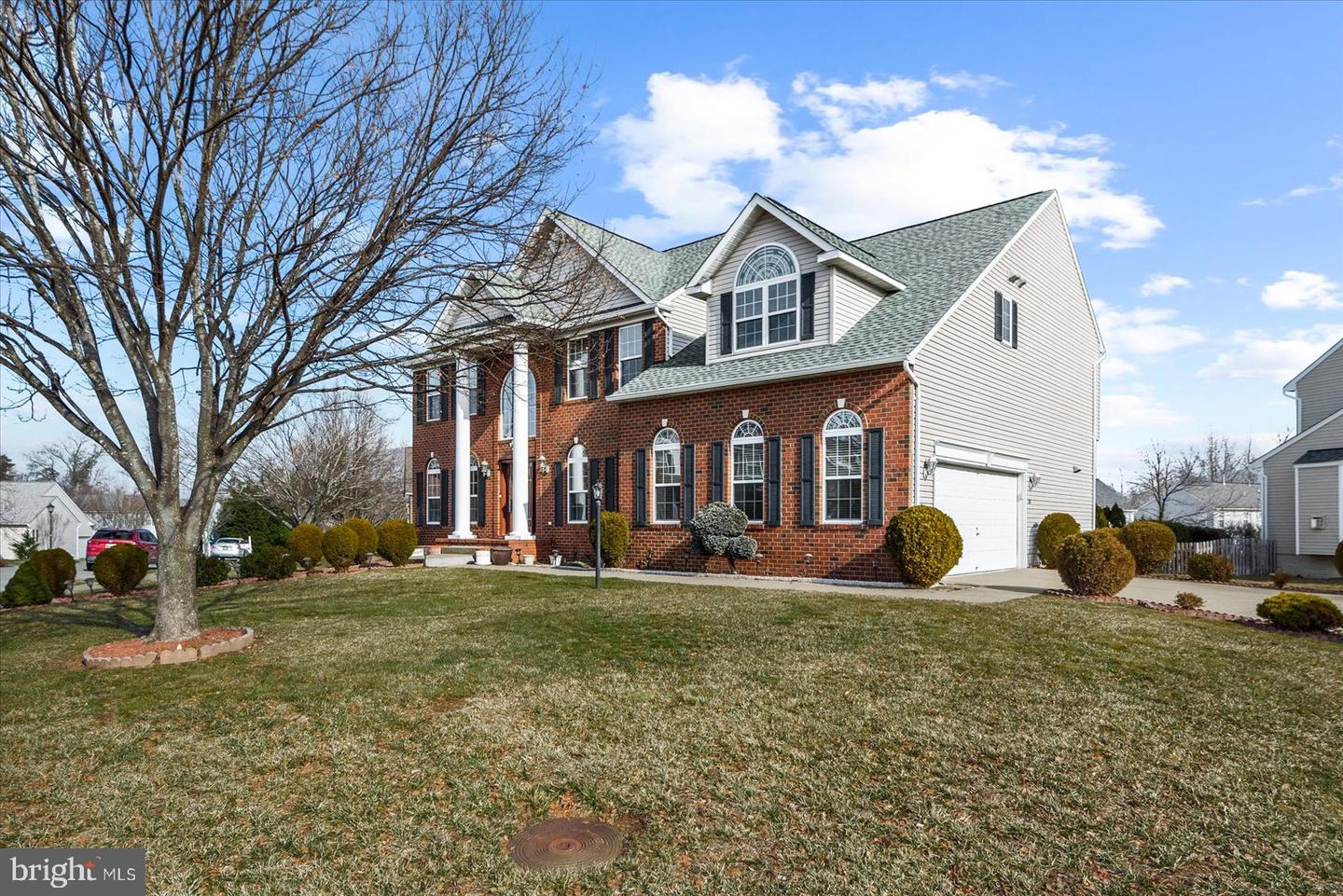 20 WALNUT FARMS PKWY, FREDERICKSBURG, Virginia 22405, 5 Bedrooms Bedrooms, ,3 BathroomsBathrooms,Residential,For sale,20 WALNUT FARMS PKWY,VAST2035424 MLS # VAST2035424