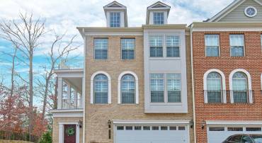 7931 TURTLE CREEK CIR, GAINESVILLE, Virginia 20155, 3 Bedrooms Bedrooms, ,4 BathroomsBathrooms,Residential,For sale,7931 TURTLE CREEK CIR,VAPW2086920 MLS # VAPW2086920