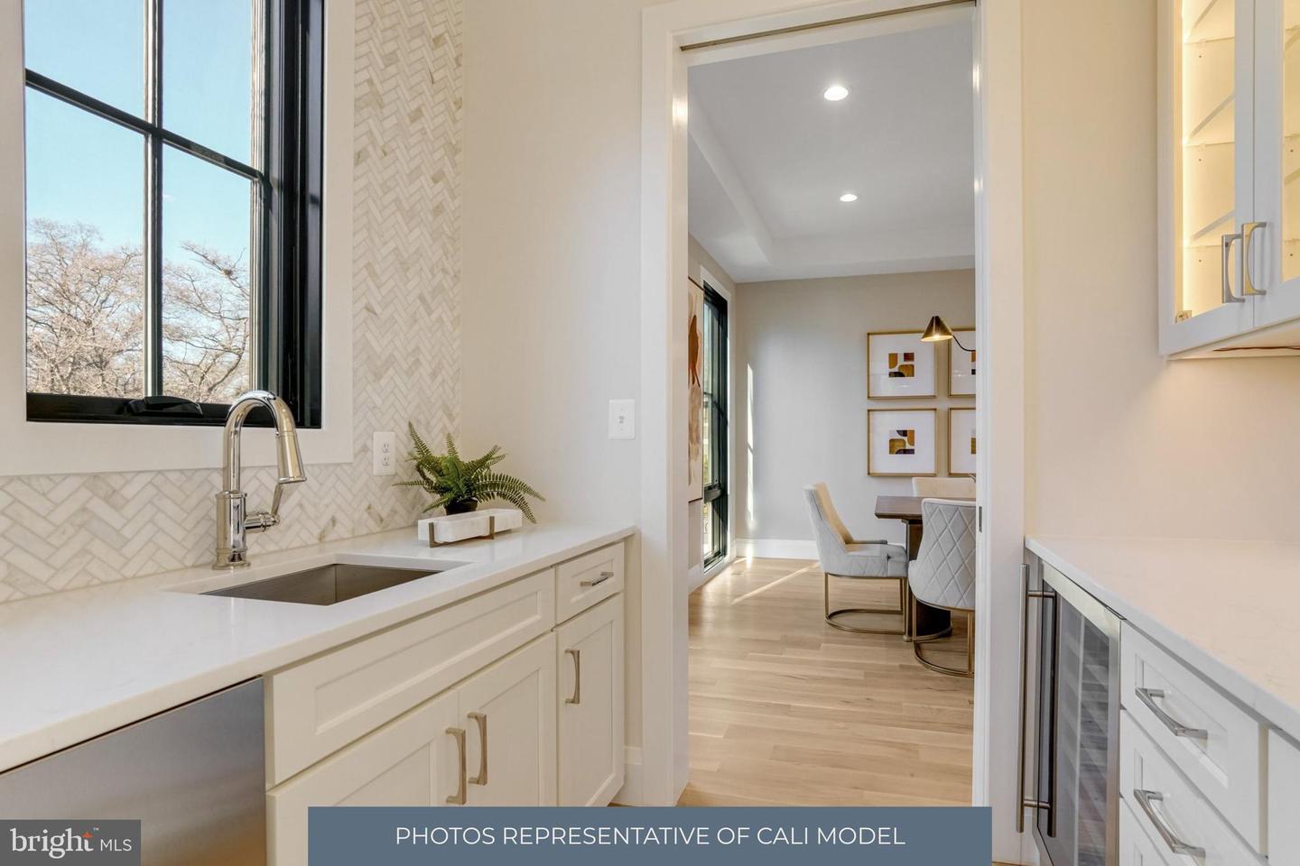 3815 N ABINGDON ST, ARLINGTON, Virginia 22207, 6 Bedrooms Bedrooms, ,7 BathroomsBathrooms,Residential,For sale,3815 N ABINGDON ST,VAAR2053344 MLS # VAAR2053344