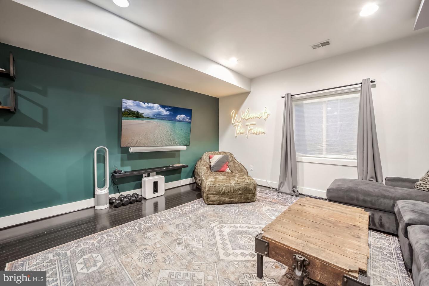 1325 NAYLOR CT NW, WASHINGTON, District Of Columbia 20001, 3 Bedrooms Bedrooms, ,4 BathroomsBathrooms,Residential,For sale,1325 NAYLOR CT NW,DCDC2184902 MLS # DCDC2184902