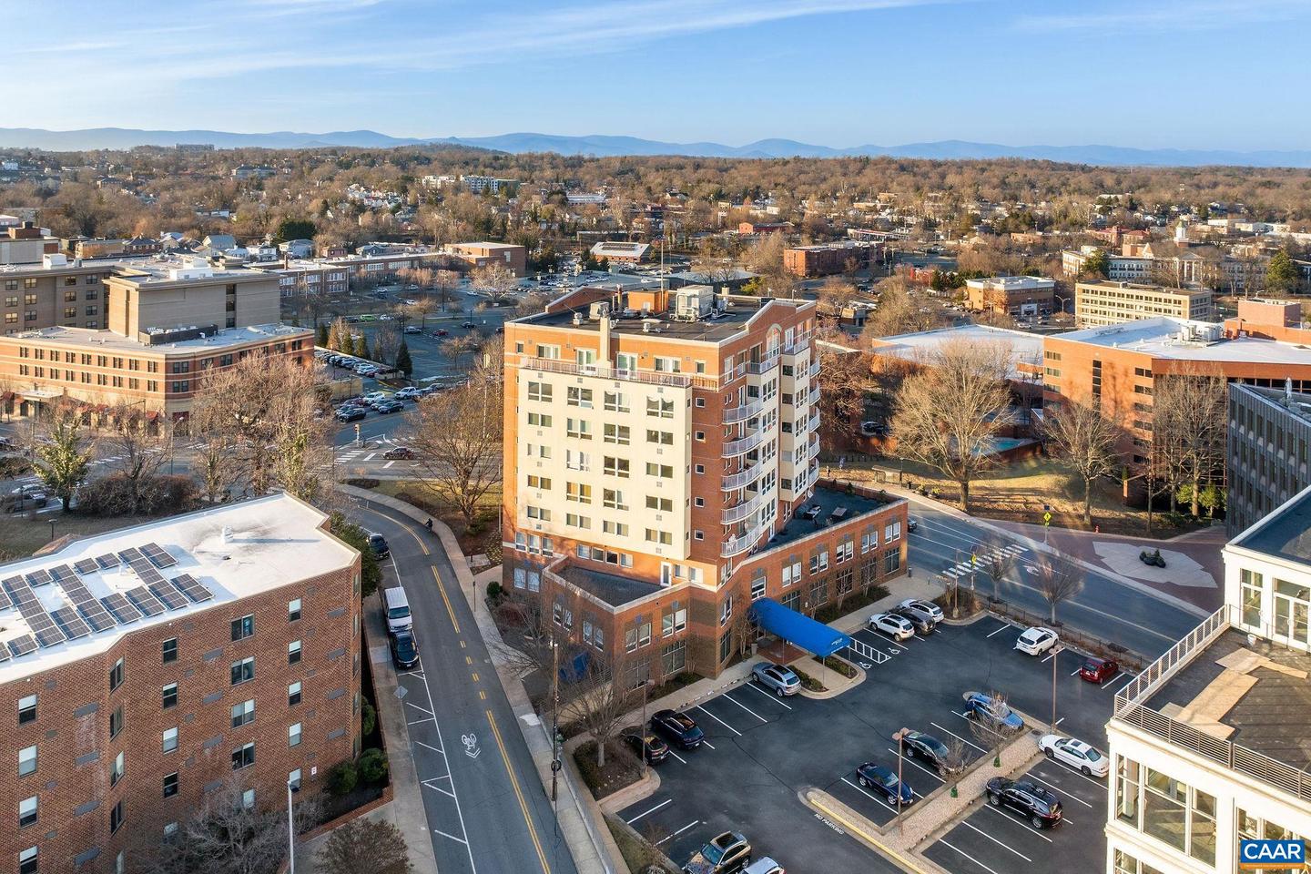 250 W MAIN ST #701, CHARLOTTESVILLE, Virginia 22902, 2 Bedrooms Bedrooms, ,2 BathroomsBathrooms,Residential,For sale,250 W MAIN ST #701,660809 MLS # 660809