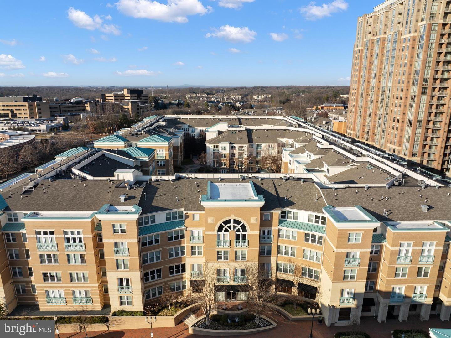 12000 MARKET ST #373, RESTON, Virginia 20190, 1 Bedroom Bedrooms, ,1 BathroomBathrooms,Residential,For sale,12000 MARKET ST #373,VAFX2221580 MLS # VAFX2221580