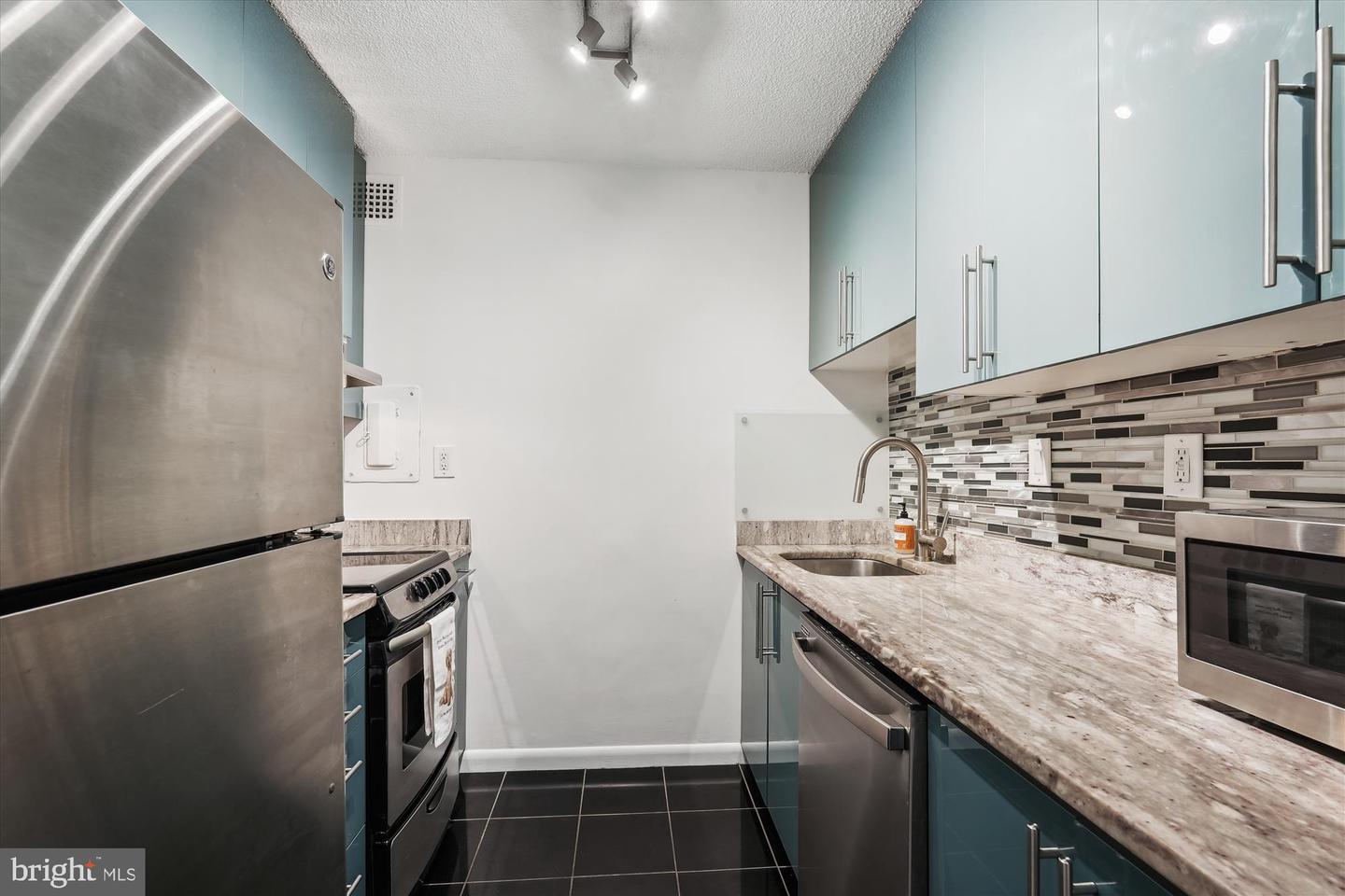 1816 NEW HAMPSHIRE AVE NW #210, WASHINGTON, District Of Columbia 20009, 1 Bedroom Bedrooms, ,1 BathroomBathrooms,Residential,For sale,1816 NEW HAMPSHIRE AVE NW #210,DCDC2184216 MLS # DCDC2184216