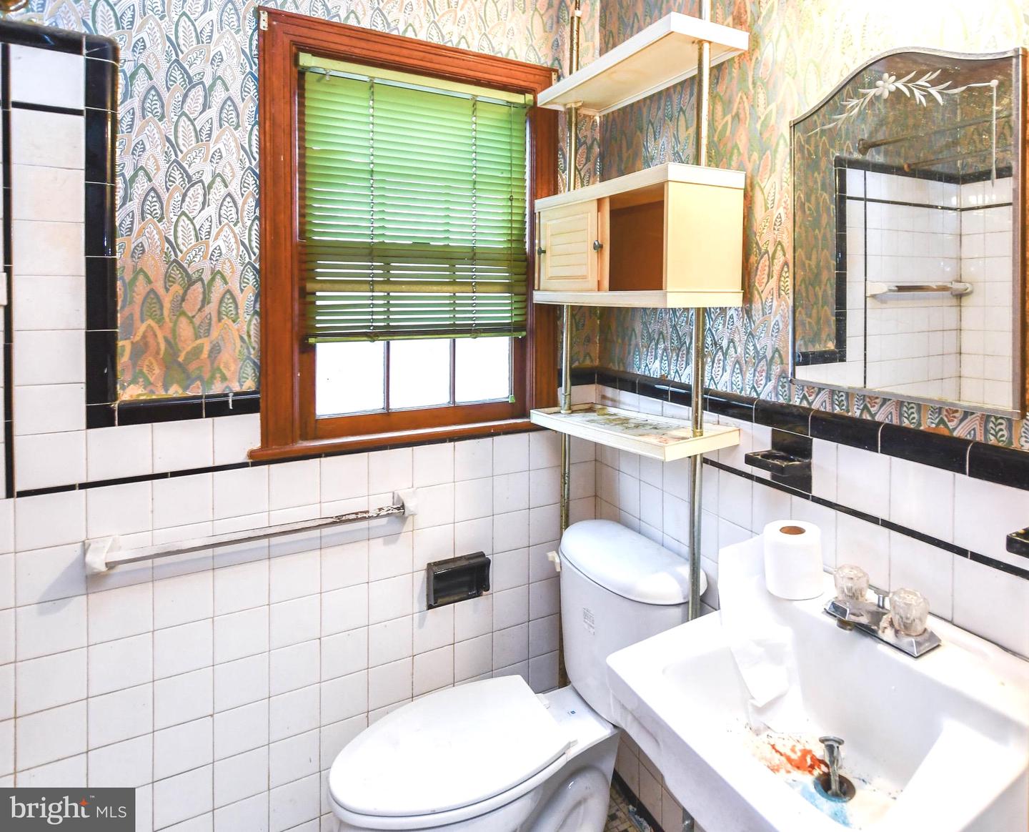 6427 6TH ST NW, WASHINGTON, District Of Columbia 20012, 3 Bedrooms Bedrooms, ,1 BathroomBathrooms,Residential,For sale,6427 6TH ST NW,DCDC2184460 MLS # DCDC2184460