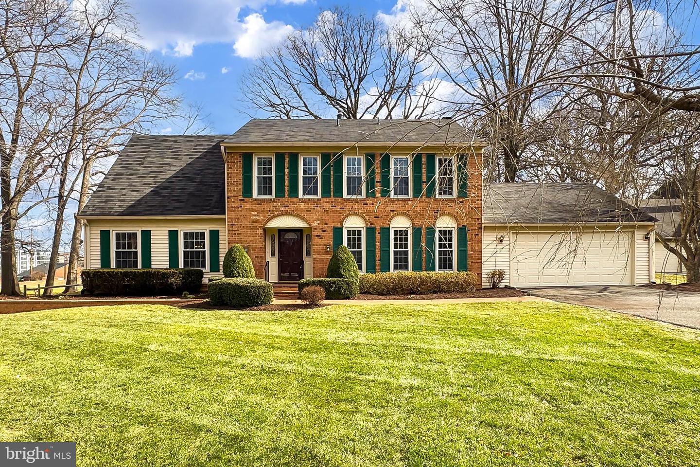 2011 SOAPSTONE DR, RESTON, Virginia 20191, 5 Bedrooms Bedrooms, ,2 BathroomsBathrooms,Residential,For sale,2011 SOAPSTONE DR,VAFX2214282 MLS # VAFX2214282